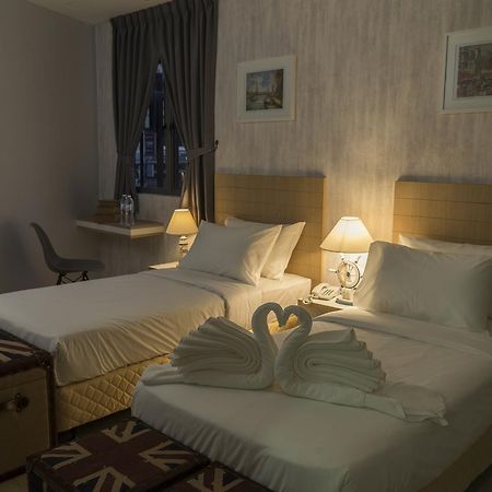 Lighthouse Hotel & Shortstay @ Damansara Uptown Petaling Jaya Exteriör bild