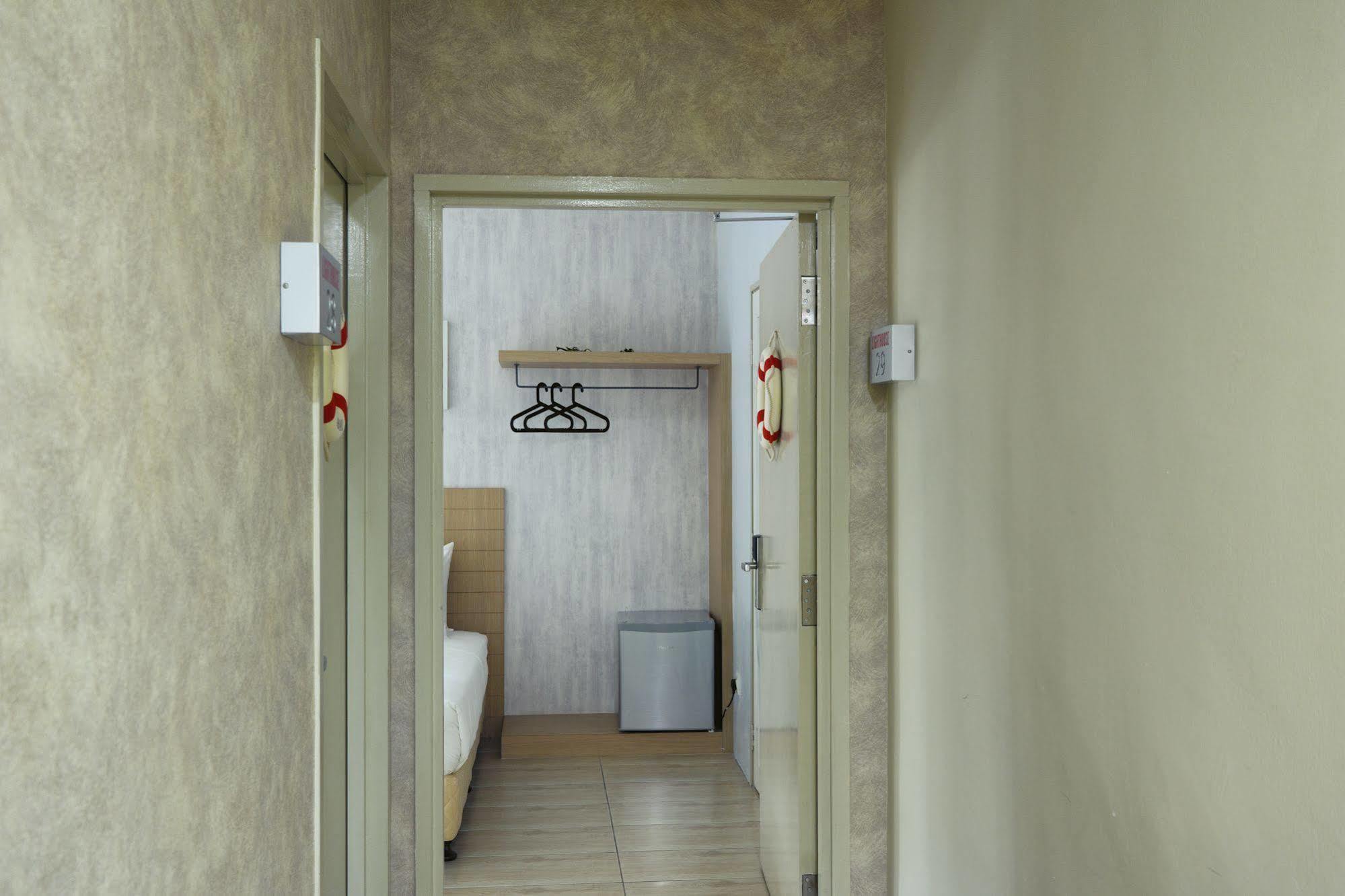 Lighthouse Hotel & Shortstay @ Damansara Uptown Petaling Jaya Exteriör bild