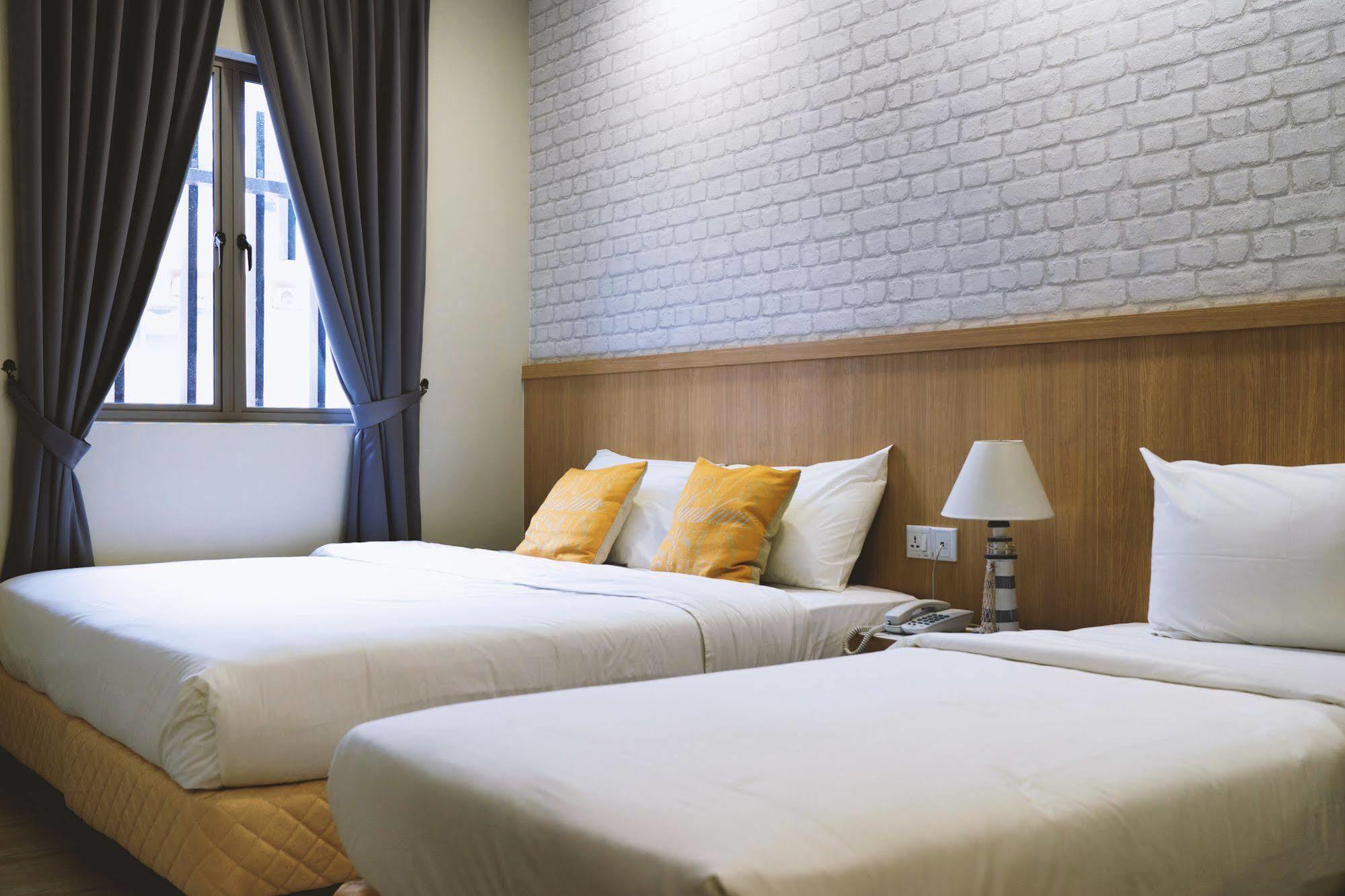 Lighthouse Hotel & Shortstay @ Damansara Uptown Petaling Jaya Exteriör bild