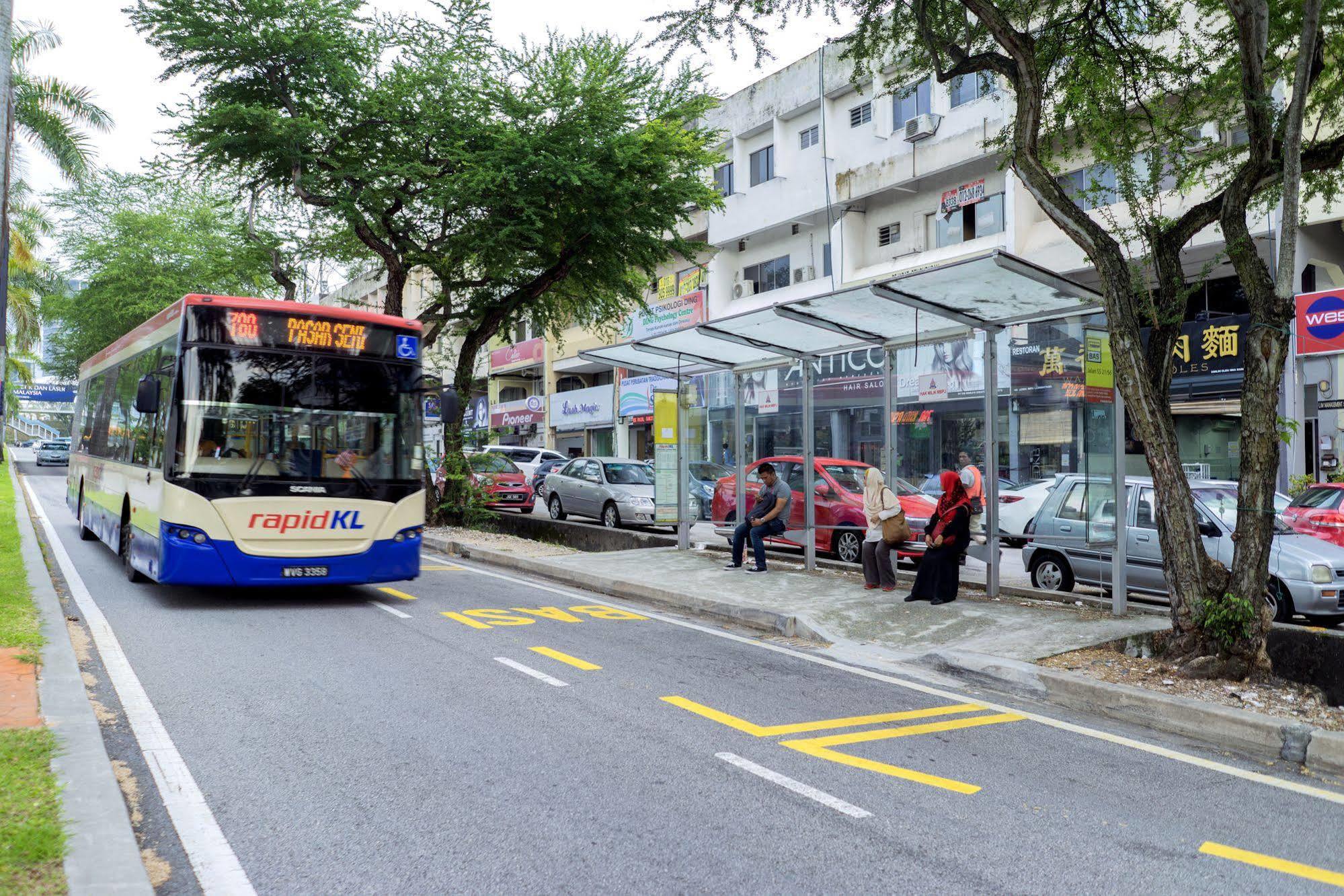 Lighthouse Hotel & Shortstay @ Damansara Uptown Petaling Jaya Exteriör bild